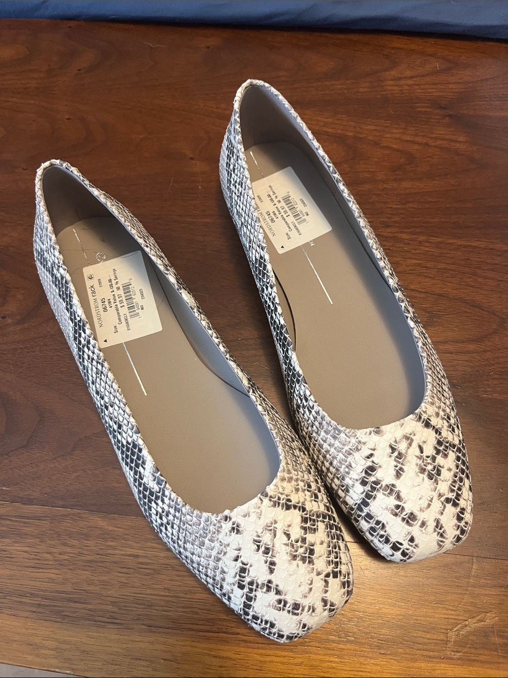 Ecco Women's Snake-Print Ballet Flats in White and Gray